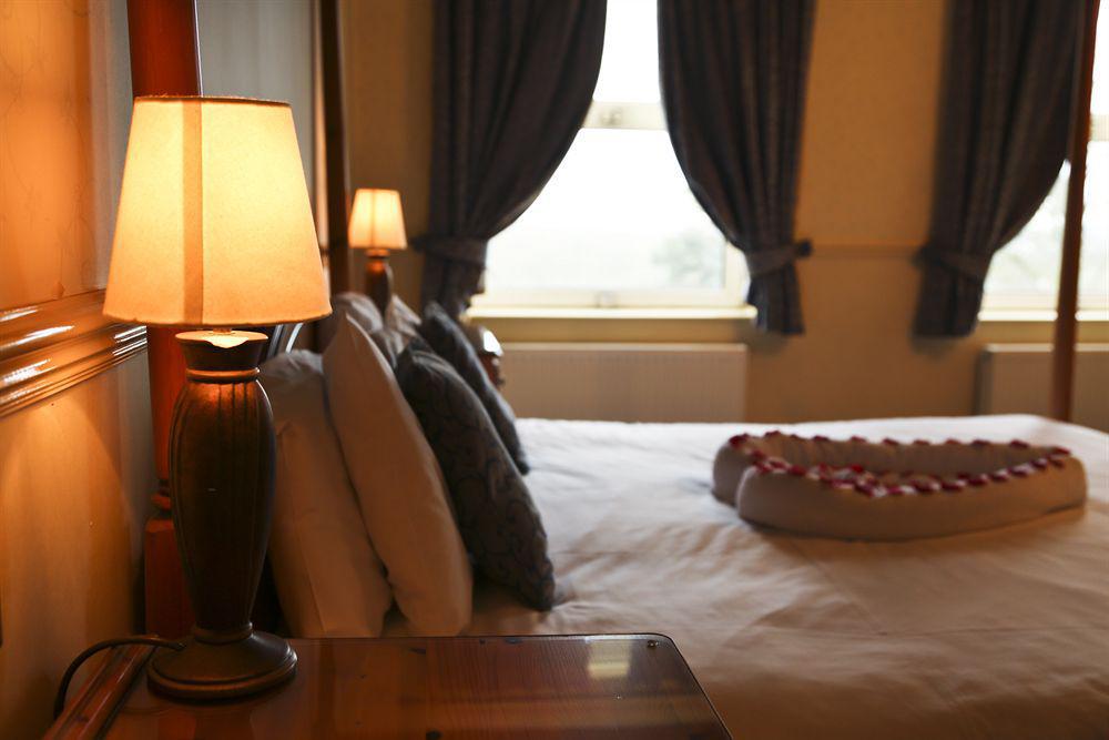 Studley Castle Hotel Eksteriør billede